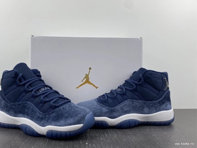 Rep MIDNIGHT NAVY JORDAN AIR AR0715-441 WMNS 11 VELVET 0807